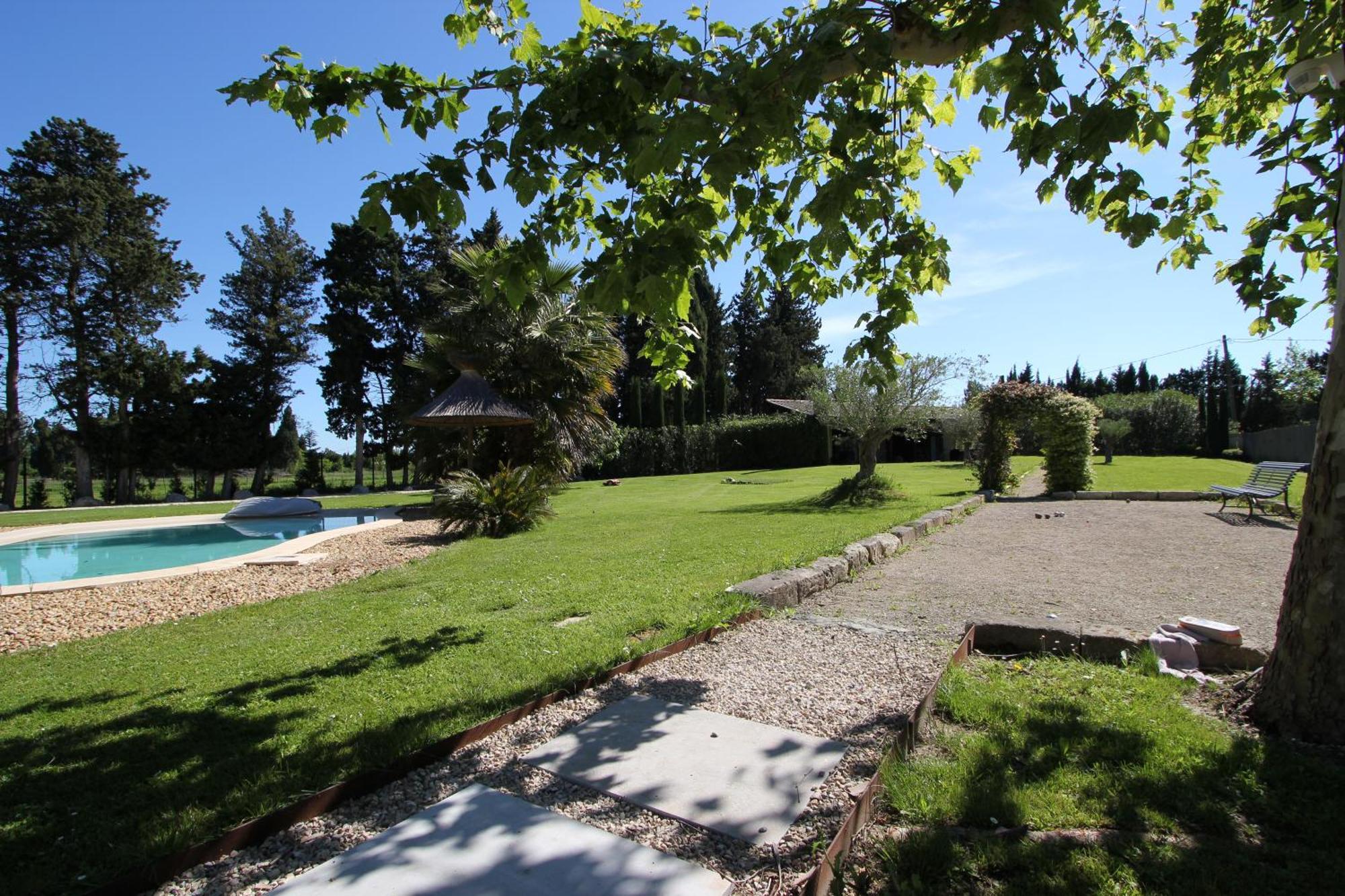 Mas Paloma Bed & Breakfast Rognonas Екстериор снимка