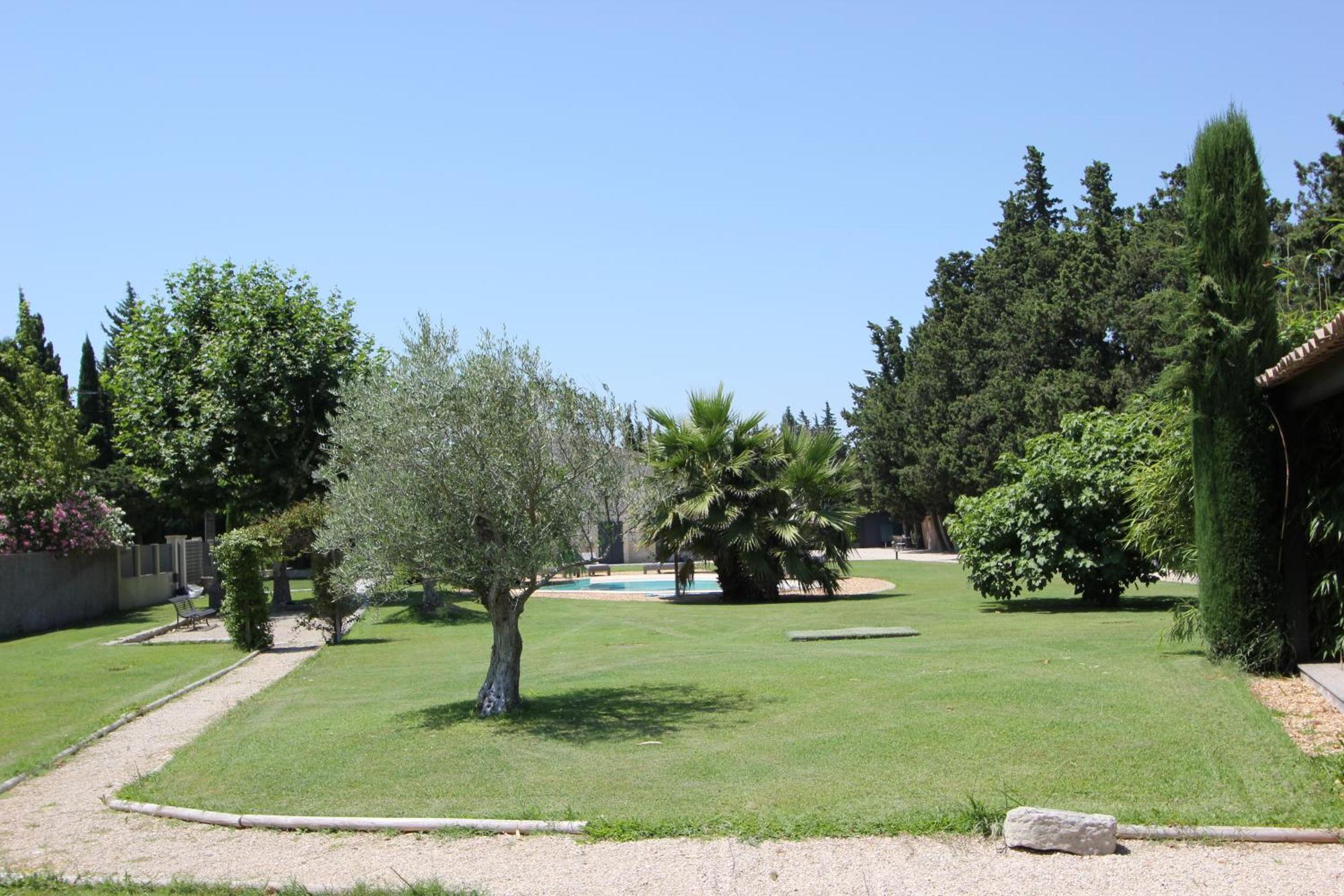 Mas Paloma Bed & Breakfast Rognonas Екстериор снимка