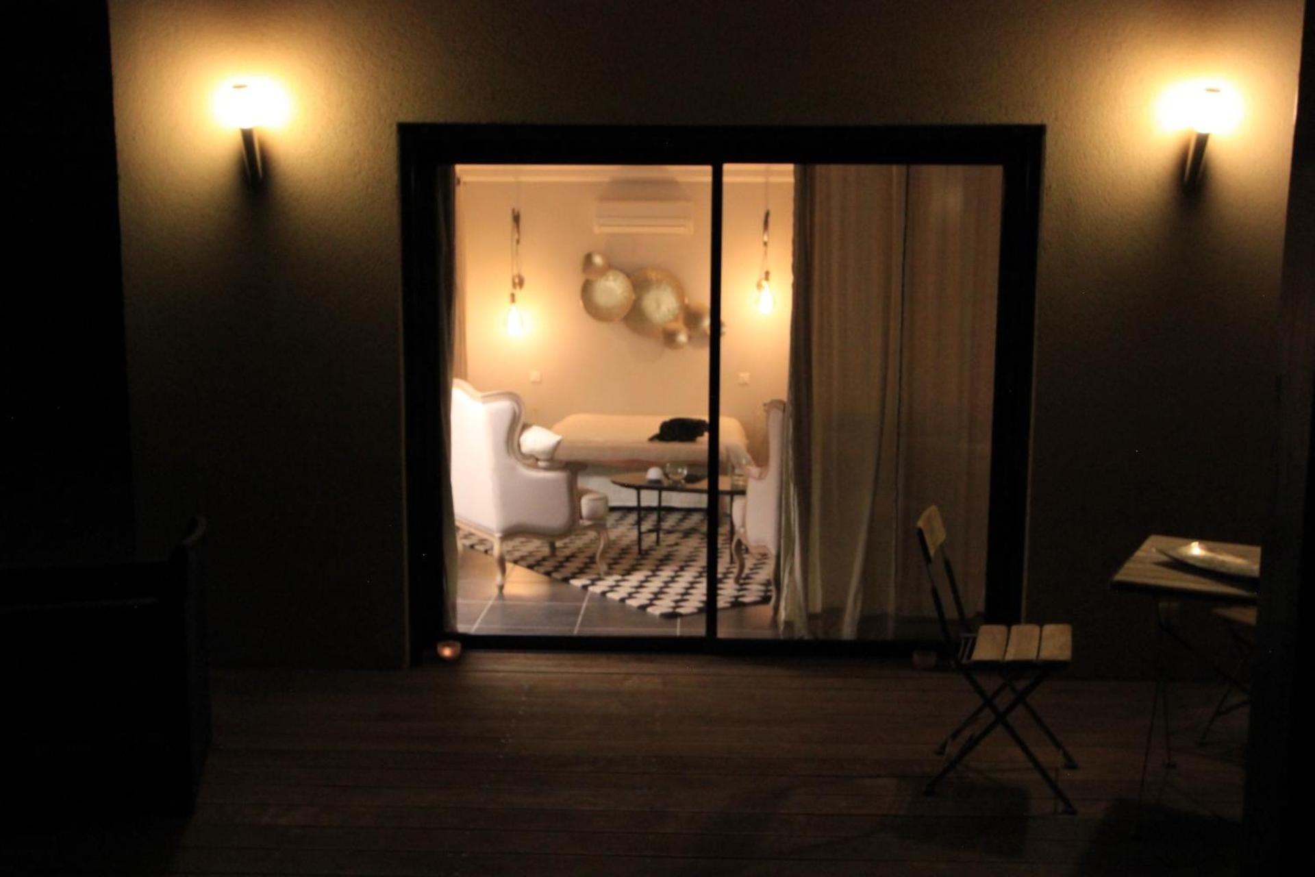 Mas Paloma Bed & Breakfast Rognonas Екстериор снимка