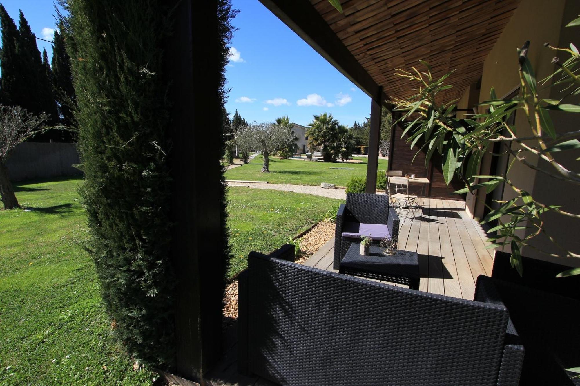 Mas Paloma Bed & Breakfast Rognonas Екстериор снимка
