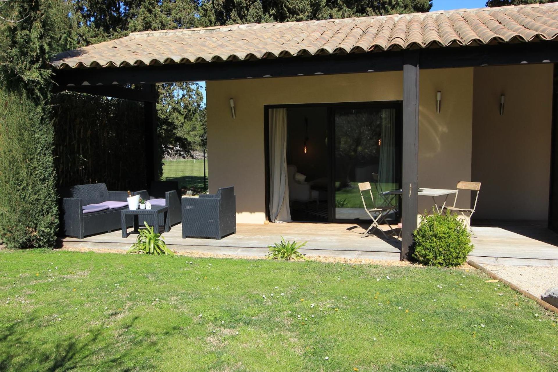 Mas Paloma Bed & Breakfast Rognonas Екстериор снимка